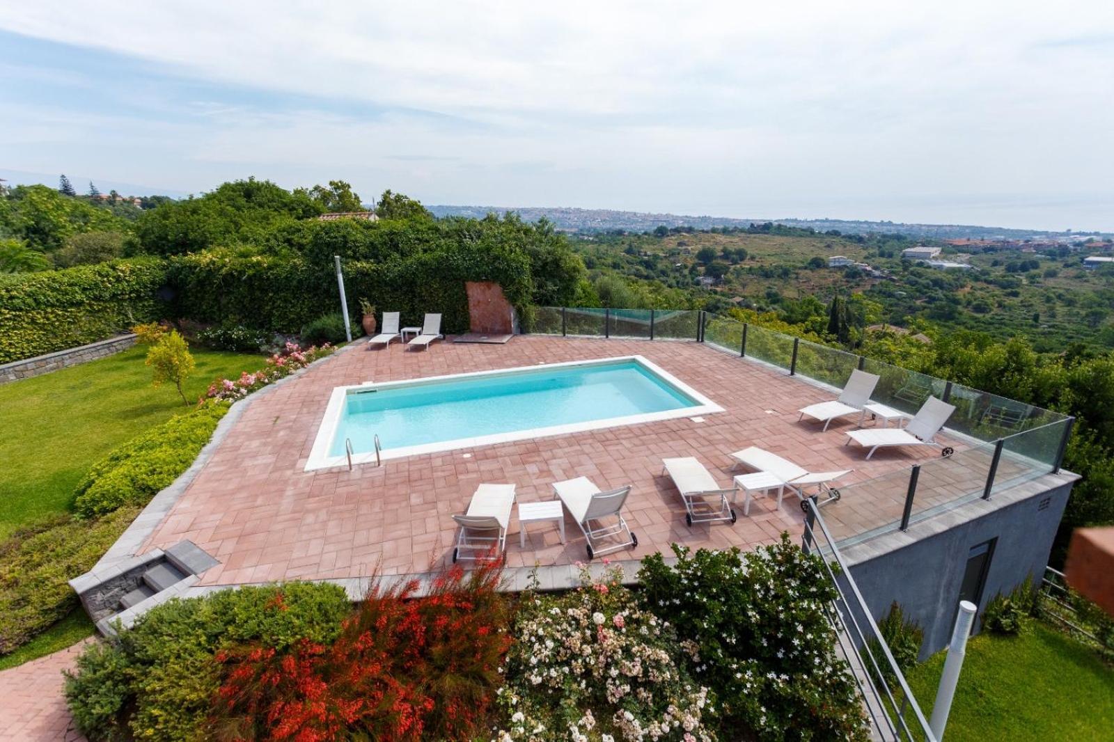 B&B Villa Etelka Aci Castello Esterno foto