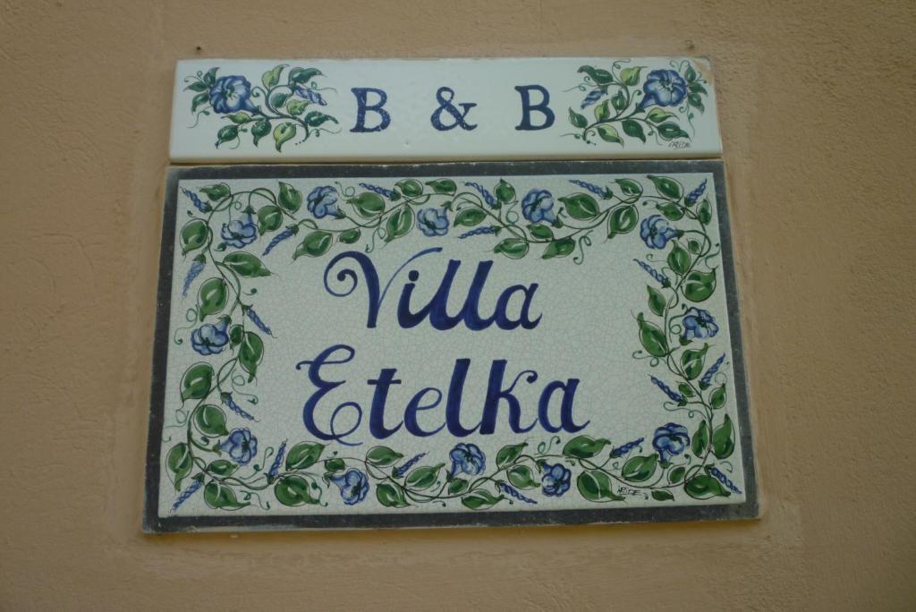 B&B Villa Etelka Aci Castello Esterno foto