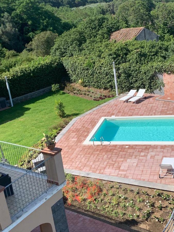 B&B Villa Etelka Aci Castello Esterno foto