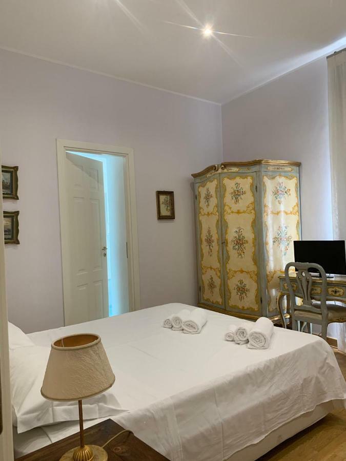 B&B Villa Etelka Aci Castello Esterno foto